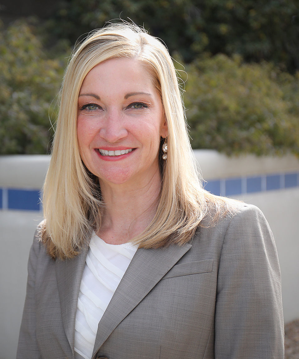Real estate lawyer Derrick joins Farhang & Medcoff as a partner
